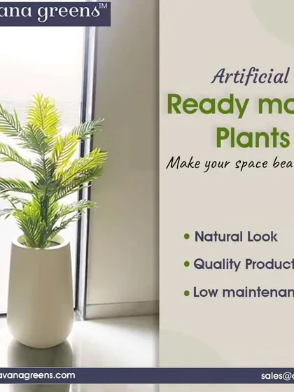 This artificial palm plant is perfect for adding a touch of green to a bright entryway. It's a quality, low-maintenance product that makes any space beautiful.