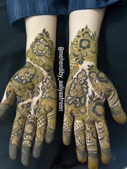 A beautiful design with a mix of floral and geometric patterns.