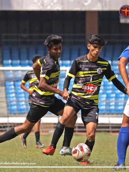 League & Competitive Matches photo 6