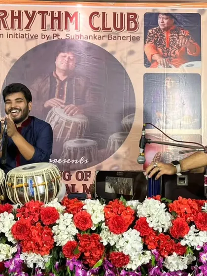 A moment of joy and connection with the audience during my solo performance at Rhythm Club.