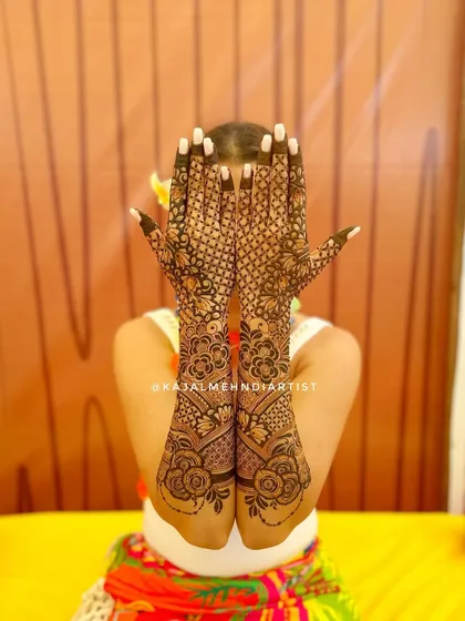 A beautiful floral backhand design for a bride.