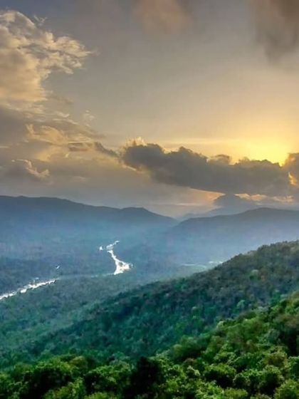 A stunning sunset over the river valley as seen from a viewpoint on our Yallapura trip.