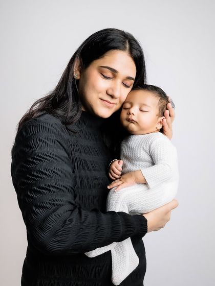 Newborn & Family: First Moments Together photo 18