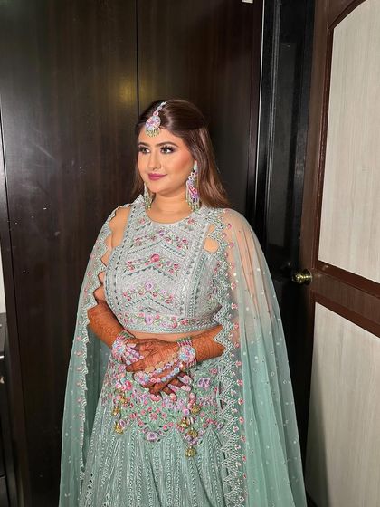 Vibrant Mehendi & Haldi Looks photo 3