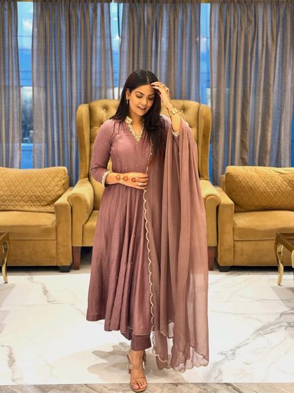 Priyanshi Khandelwal - Personal Fashion Styling Celebration Closet: Ethnic & Festive Styles photo 19