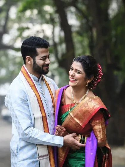 An early morning walk on a quiet, tree lined street on their wedding day. Tanvi and Aman shared a few laughs, and I was there to capture their easy chemistry. Sometimes the simplest settings make for the most beautiful couple portraits.