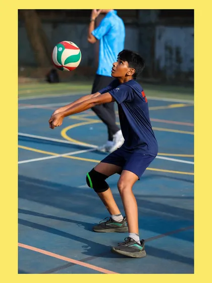 With his eyes on the ball, this U-14 player is ready to make a perfect pass. Focus is a skill we practice every day.