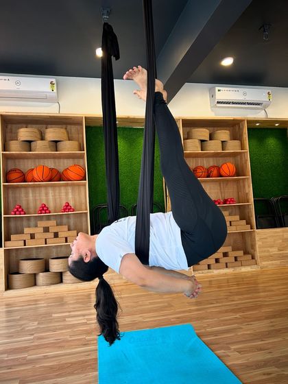 Hamsa Yoga - Personal Yoga Training Aerial Yoga: Defy Gravity, Find Freedom photo 6