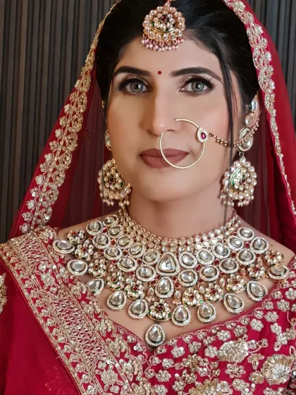 A beautiful portrait of my pretty bride. Her makeup is natural yet glamorous, letting her beauty shine through.
