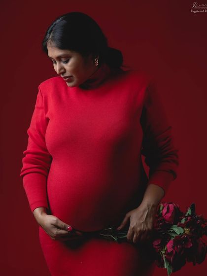 Elegant & Colorful Studio Portraits photo 21