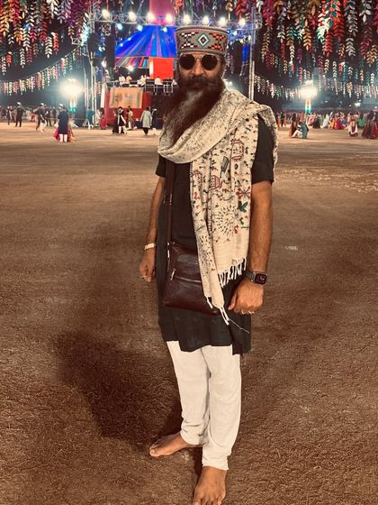 "A stone goes to a temple once and becomes a god. A man goes to the temple his whole life but fails to become human." This is a powerful commentary on the difference between ritual and true transformation.