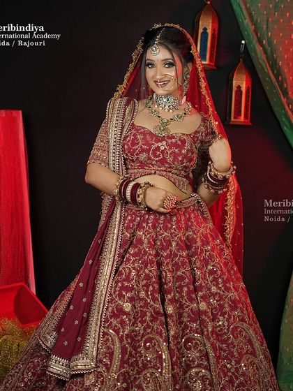 A full-length shot demonstrating how a well-executed makeup look contributes to the bride's overall majestic presence.