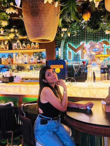 Suhani Gupta - Personal Styling Chic Casual & Everyday Looks photo 8