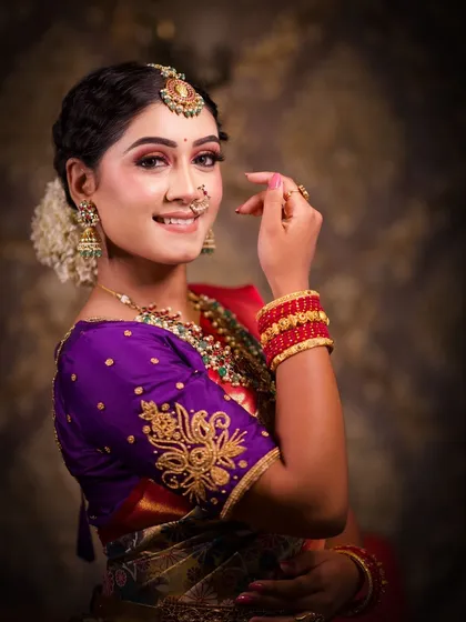 The same look, capturing a happy and radiant smile.