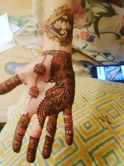 Hussaina Mehendi Artist - Party & Festive Mehendi Modern Arabic & Indo-Arabic Styles photo 11