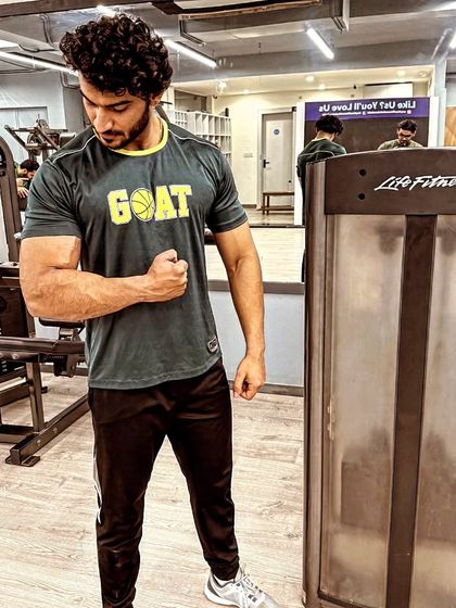 Day 89 of 100. Still pushing hard in the gym. The goal is to preserve as much muscle as possible while stripping away the last bits of body fat.