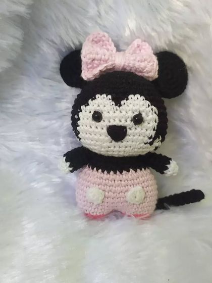 With all the Barbie craze, I wanted to share something pink from my own hands. This sweet Minnie Mouse with her pink dress and bow is one of my favorite custom orders to make.