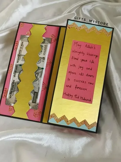The inside of the Eid cash envelope, with a heartfelt message and a creative way to hold the cash.