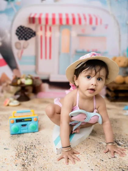 Getting ready to crawl off on her next beach adventure.