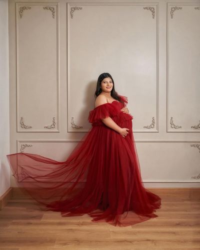 Maternity & Newborn Gown Rental