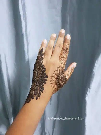 Another variation, showing how the design can be adapted and customized.