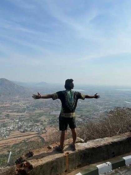 A reflection on the nature of negative emotions like anger, greed, and fear. They have no honor and no soul.