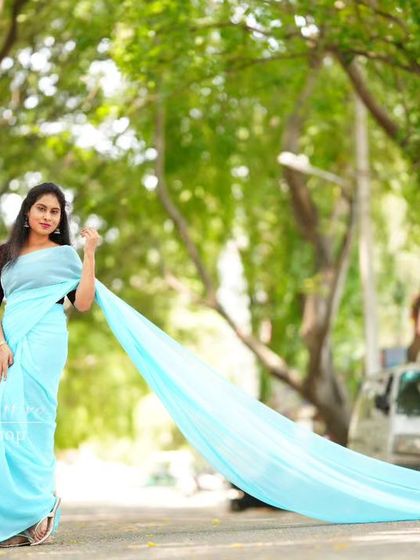 Pre Wedding Attire - Pre-Wedding Outfit Rental Flowing Trail Sarees photo 27