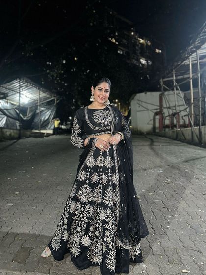 Date The Ramp - Designer & Occasion Wear Rental Celebrity Closet on Rent photo 58