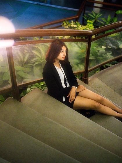 Agy Thomas - Portrait & Fashion Photography Cinematic Night & Low-Light photo 14