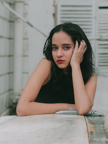 Solo & Couple Portraits photo 11