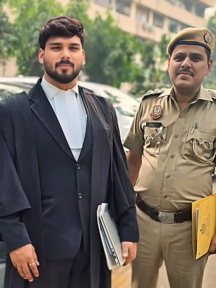 A strong working relationship with law enforcement is crucial in criminal law. Here I am outside the court with a Station House Officer from the Delhi Police, collaborating to ensure the legal process is navigated effectively for my clients.