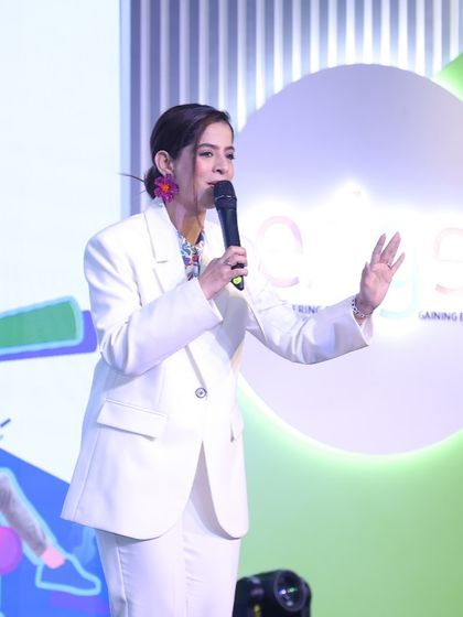 In action on the Samsung EDGE stage. The theme was "Let Your Vision Lead the Way," and the participants truly embodied that spirit.