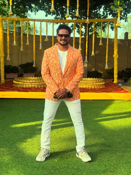 A stylish look for a sun-filled Mehendi event. I believe in bringing energy not just with my voice, but with my presence too.