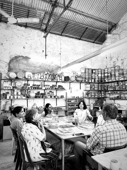 A group of serious students gathered for our masterclass on clay bodies and glazes. It's a space for deep learning and discussion.