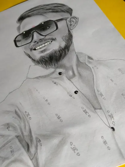 This portrait of a man in sunglasses shows how I handle different textures, from the hair and beard to the reflective lenses.