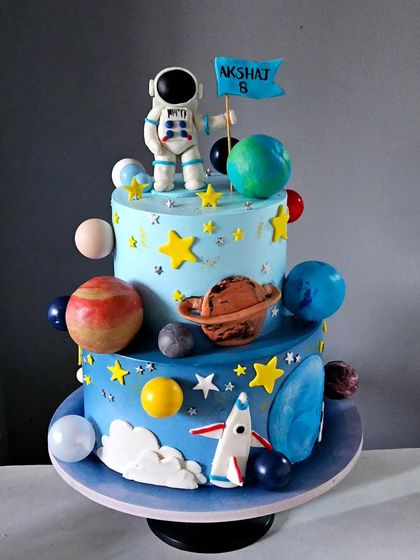 Pink Frost Patisserie - Handcrafted Edible Figurines & Toppers Magical Worlds & Fantasy photo 5