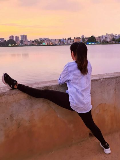 A moment of quiet reflection by the water. Connecting with my breath and visualizing my goals before sleep is a powerful practice.