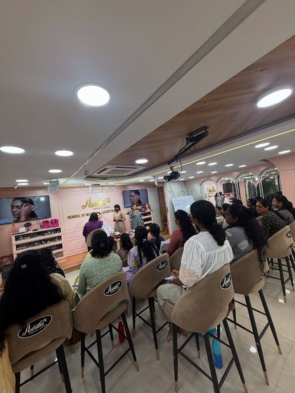 Asmitha Makeover Artistry - Personal Grooming Workshops Professional Makeup Artist Courses photo 29
