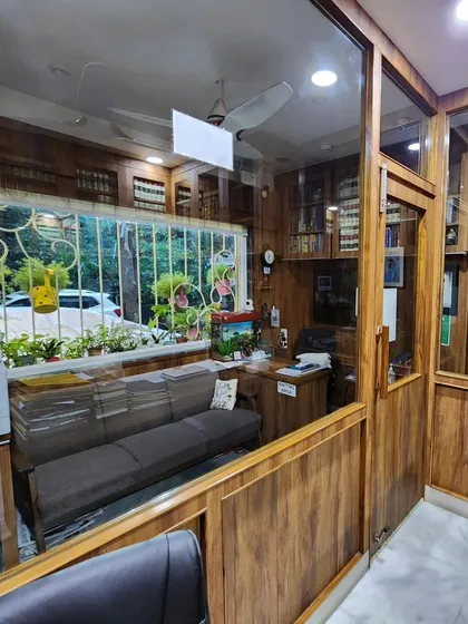 A view of our law office, designed to be a professional and transparent space. Here, we conduct client consultations and develop the legal strategies needed to fight for your case.