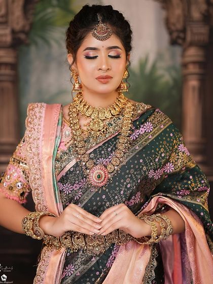 Sushma Manjunath - Bridal & Event Makeup and Styling Creative Portfolio & Student Work photo 40