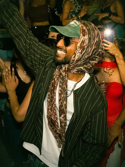 A great shot from AfroDesi NYC. I love being right in the middle of the crowd, feeling the energy up close. It's all about creating a shared experience.