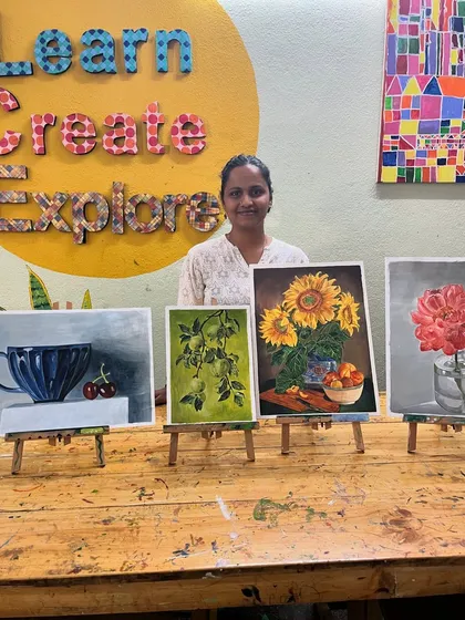 Look at the amazing progress from one of our adult students. From still life studies to vibrant florals, our acrylic painting course empowers you to explore different subjects and build a collection of work you can be proud of.
