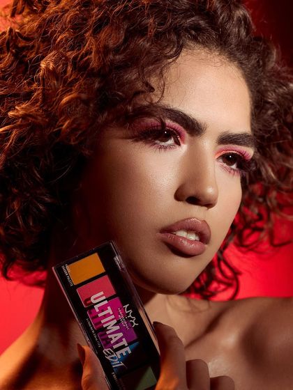 Studio Finesse - Beauty & Skincare Photography Product Campaigns & Motion photo 9