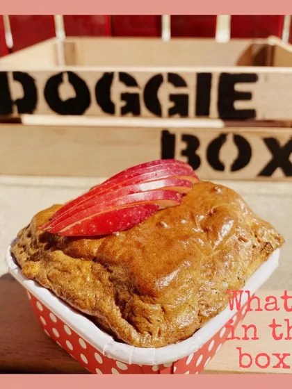 To make the box extra special, we add one of our grain-free apple muffins. It's a soft, wholesome, and delicious treat your dog can enjoy guilt-free.