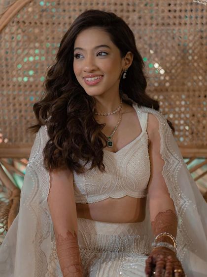 Flowing Curls & Waves photo 59