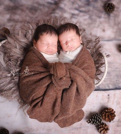 Meghana Merchant - Newborn Photography Family & Sibling Love photo 10