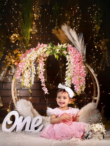 First Birthday & Cake Smash photo 20