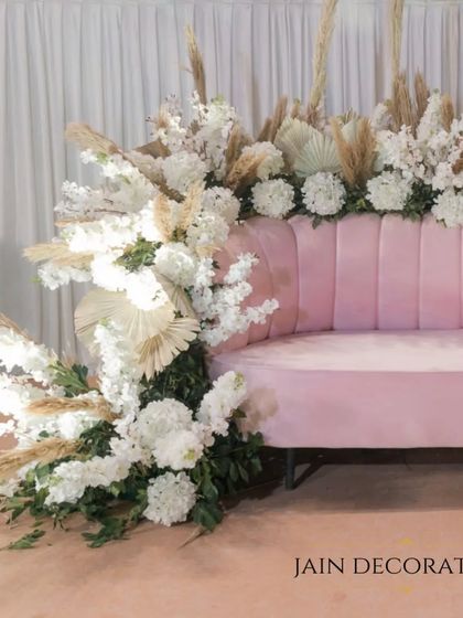 Elegant White & Pastel Dreamscapes photo 25