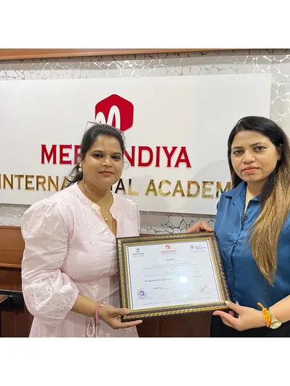 Handing over the certificate of completion is always a special moment. Congratulations to our newest certified professional.