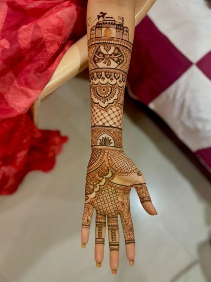 Mitali - Bridal Mehendi Custom Story & Portrait Mehendi photo 33